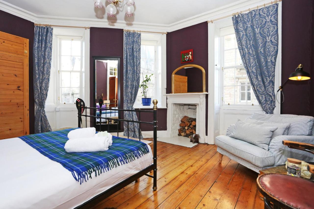 אדינבורו Joivy Iconic Colorful Home On The Royal Mile מראה חיצוני תמונה