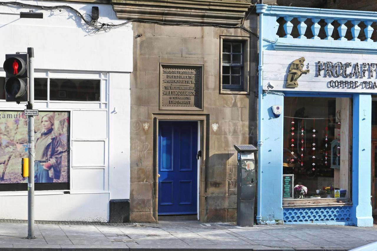 אדינבורו Joivy Iconic Colorful Home On The Royal Mile מראה חיצוני תמונה